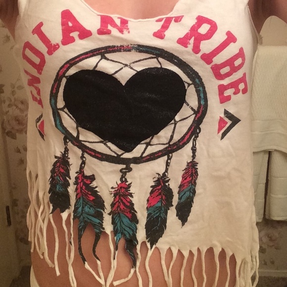 Distressed tank top - Picture 3 of 3