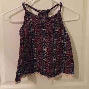 Crop halter tank
