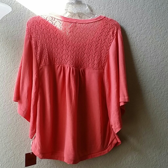 Coral sweater...NWT - Picture 2 of 3