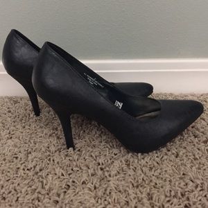 Mossimo Dark Teal heels - size 6 👠