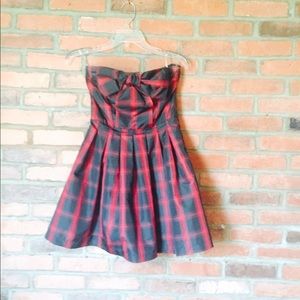 Strapless red and black plaid dress