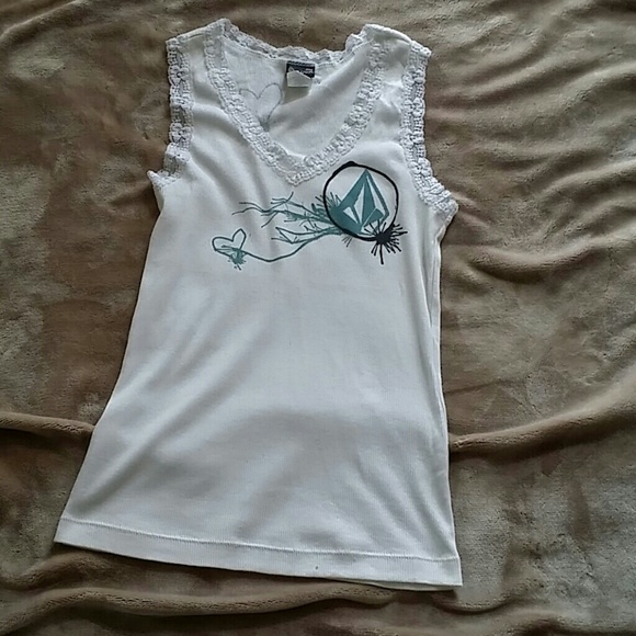 LIKE NEW VOLCOM  TANK
