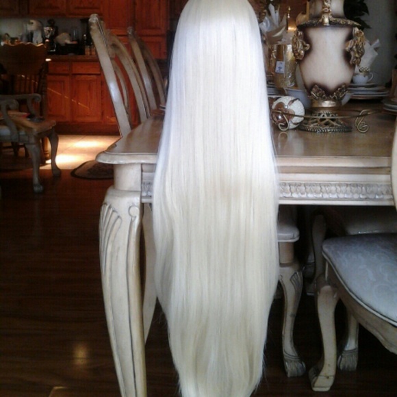 Sexy Blonde Bombshell Lacefront Wig!