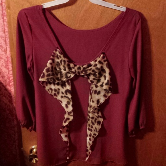 **SOLD** Bow top!