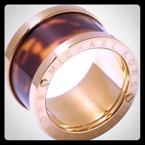 Michael kors ring