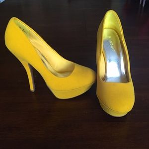 Bamboo Platform Pumps