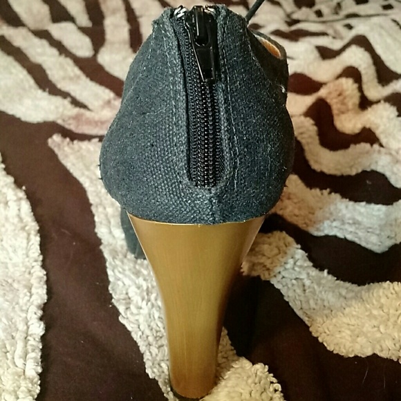 Gray Platform Booties - Picture 4 of 4