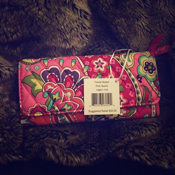 Vera Bradley wallet BNWT