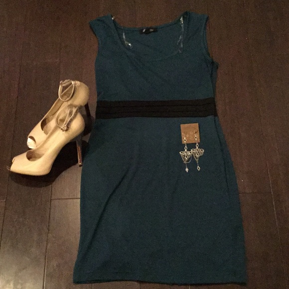 Dark green dress