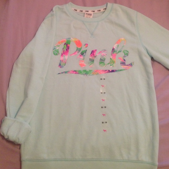 NWT SIZE XS MINT PINK BY VS SWEATSHIRT
