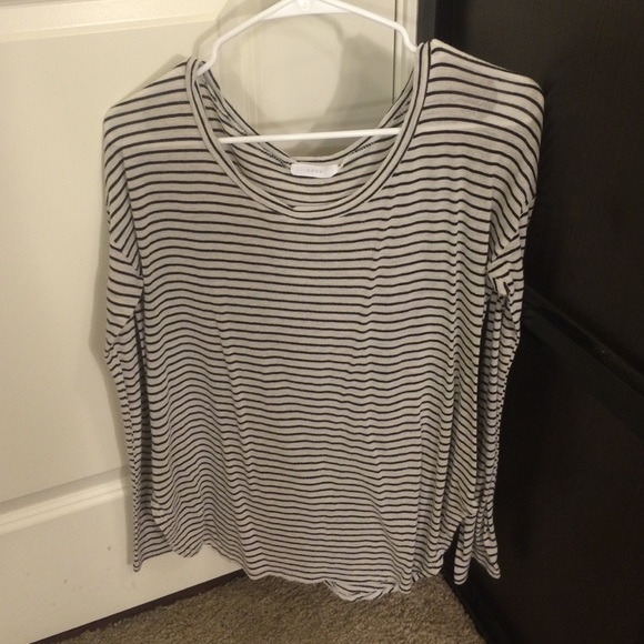 Stripped long sleeve shirt