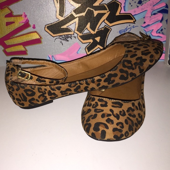 Cheetah print flats