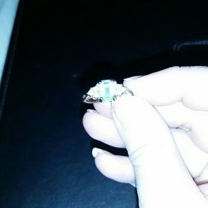 Bluestone/diamond ring 10k