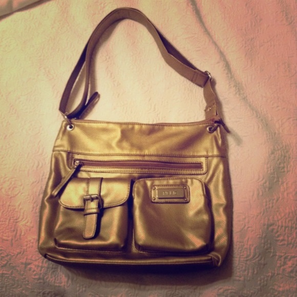 RELIC Purse(great buy)