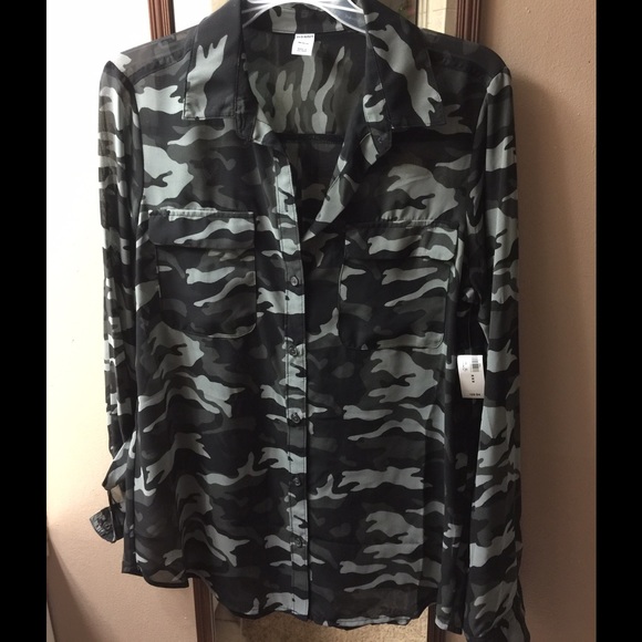 SOLD!!! Old Navy sheer camo shirt. NWT