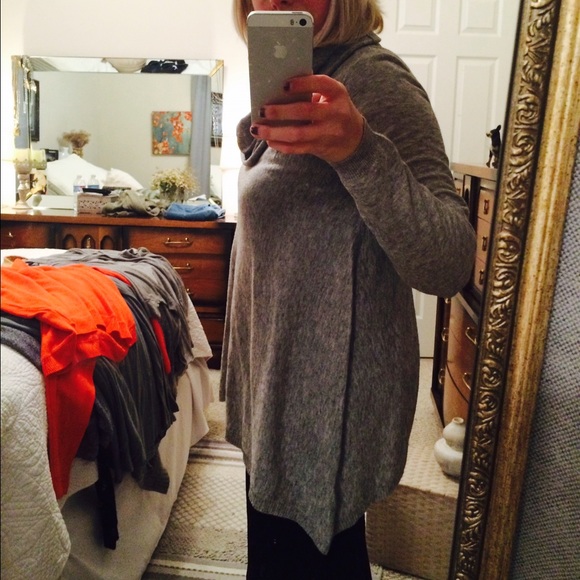 Heather gray f21 cowl neck - Picture 3 of 4