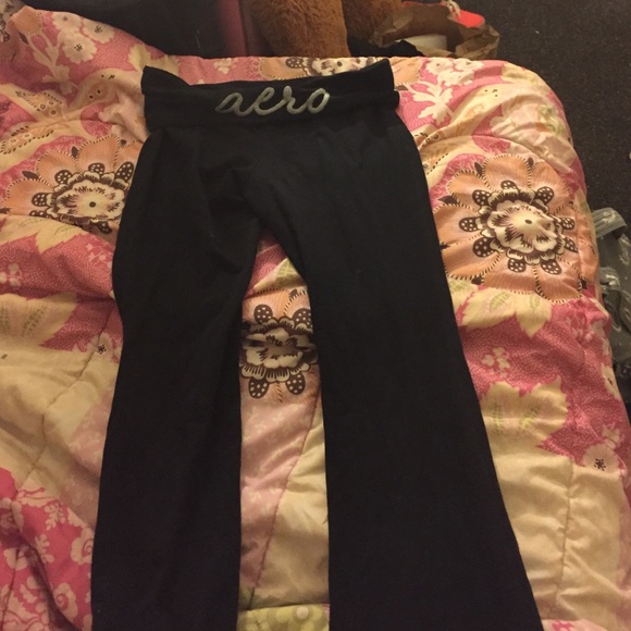 Aeropostale yogas