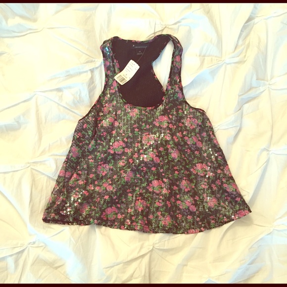 Forever 21 Tops - Forever 21 black sequin floral crop top tank