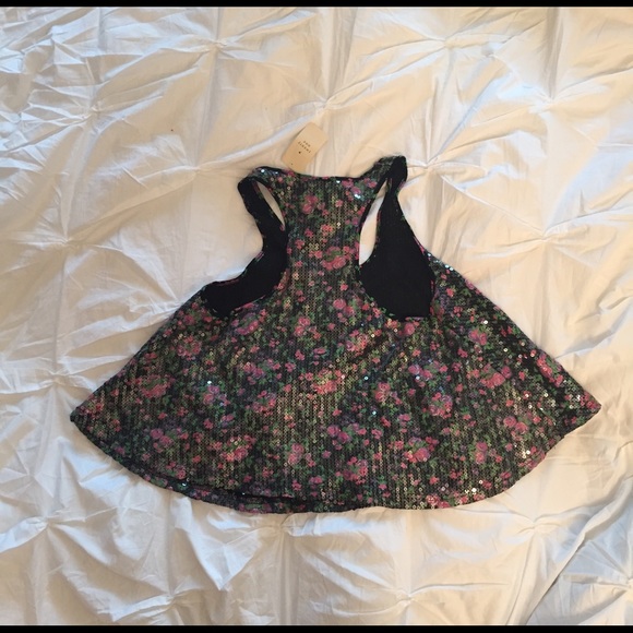 Forever 21 black sequin floral crop top tank - Picture 2 of 2