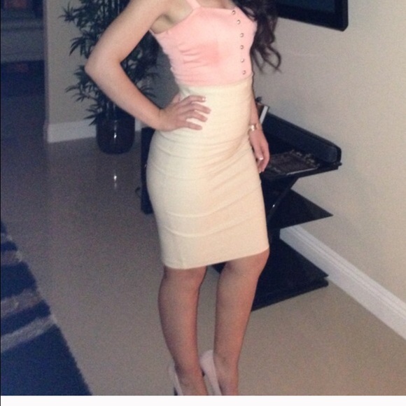 (Bundle) cream pencil skirt with peplum top