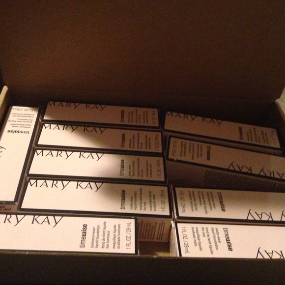 Mary Kay - Picture 1 of 1