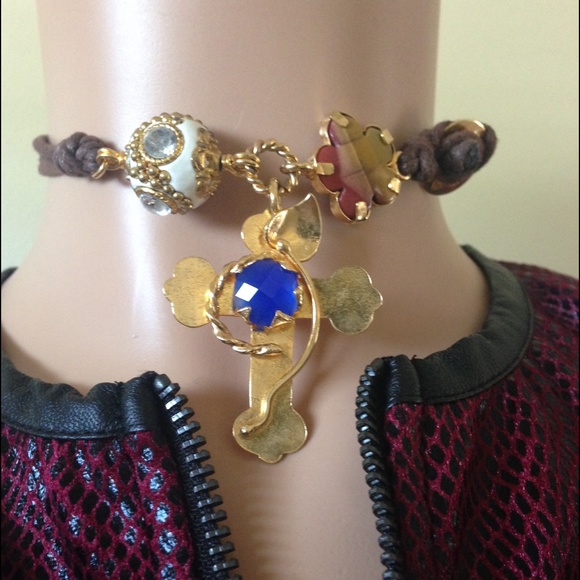 Unique beautiful cross necklace plated in 18k 😍