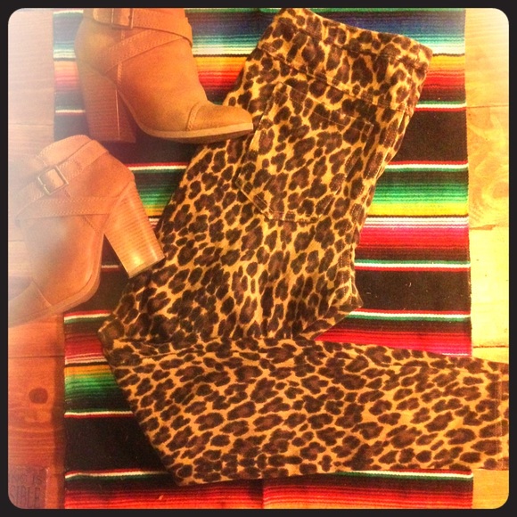 Leopard Jeggings