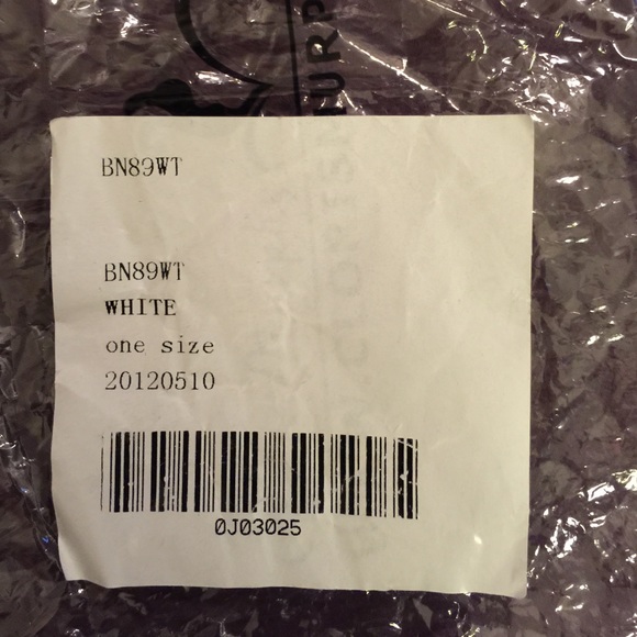 Bikini Top & Bottom NWOT, never worn. - Picture 4 of 4