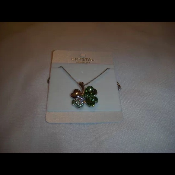 "ST. PATRICK'S  DAY"FOUR LEAF CLOVER NECKLACE - Picture 2 of 4