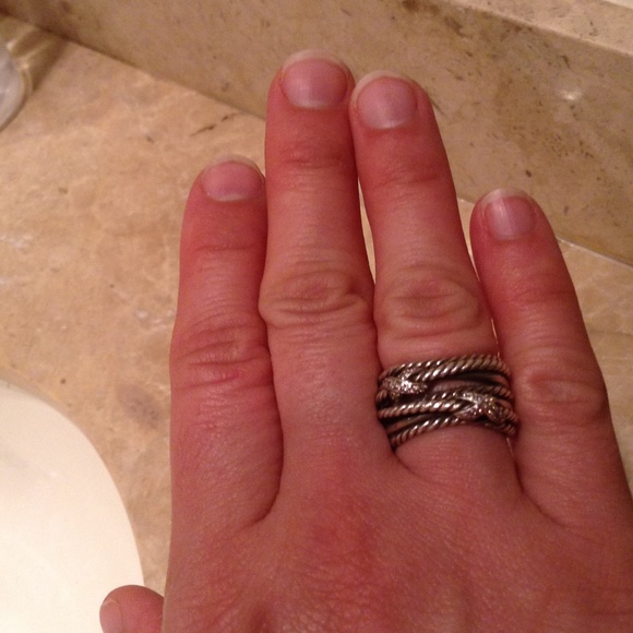 David Yurman size 6 ring. Sterling + diamonds.