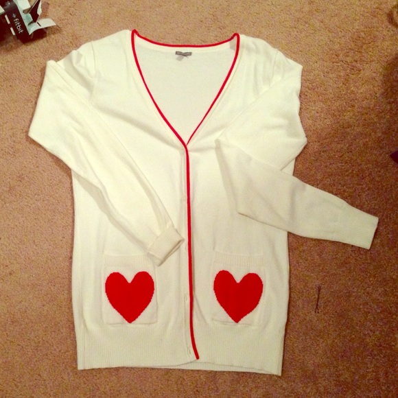 Heart on my pockets cardigan