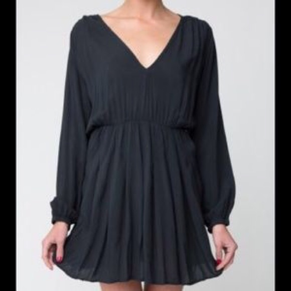Brandy Melville long sleeve dress