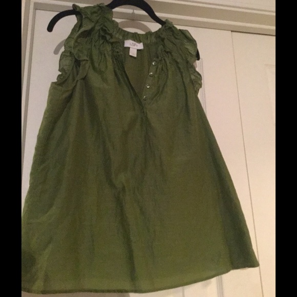 LOFT large green ruffled shell