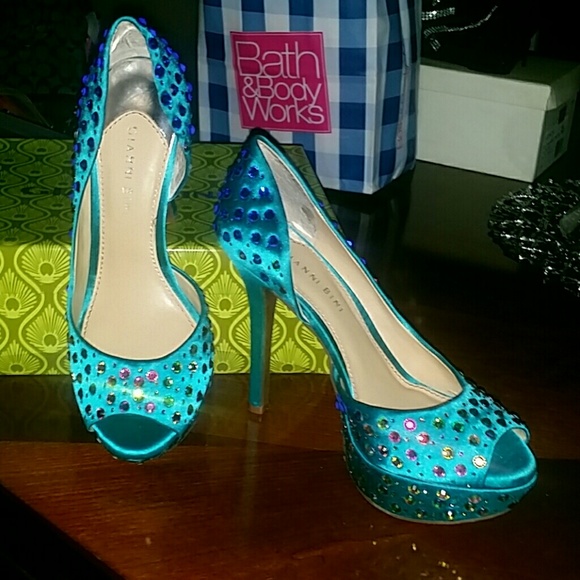 Multicolor embellished bling shoes