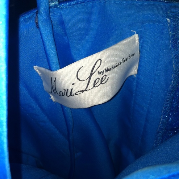 Mori Lee formal dress - Picture 3 of 8