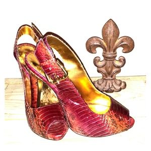 *BRAND NEW* BCBG Snake Skin Slingbacks!