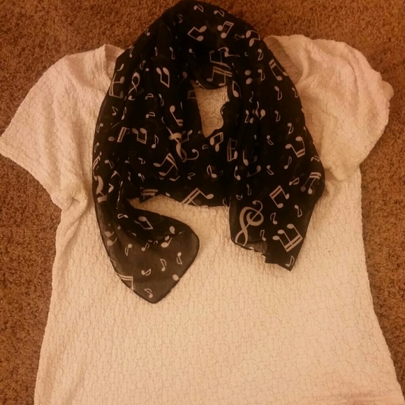 Black and White Music Note Scarf