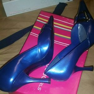 BCBG High heels
