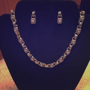 Two Colored Necklace Set w/ Earrings included