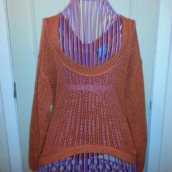 Knitted high low top