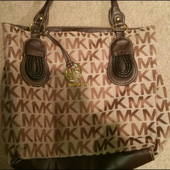 Large MK handbag