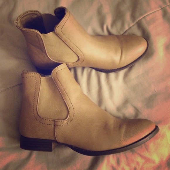 Old Navy Chelsea booties