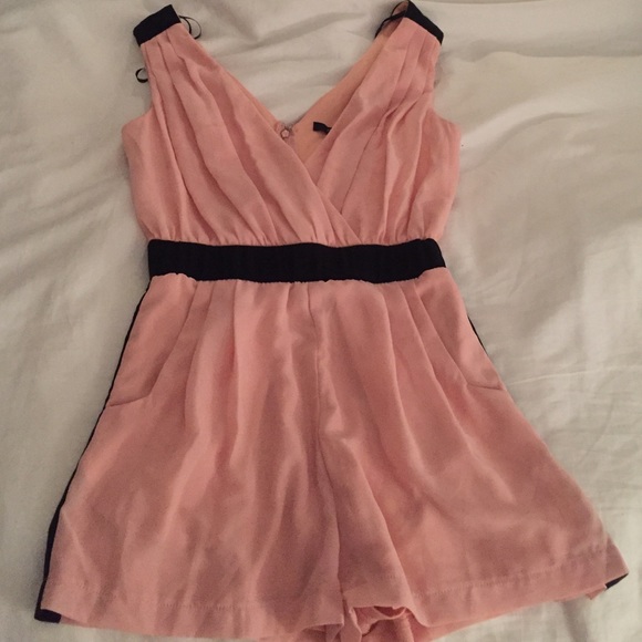 Chiffon light pink and black romper