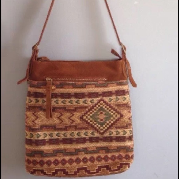 Lucky brand fleetwood tapestry hippie bag
