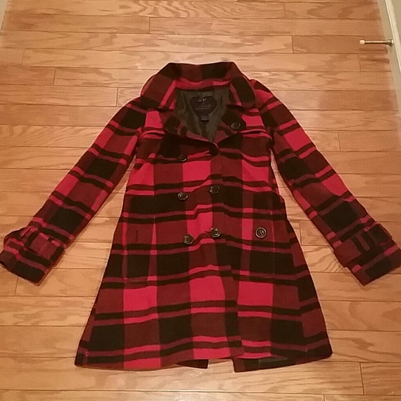 Red plaid buckle coat