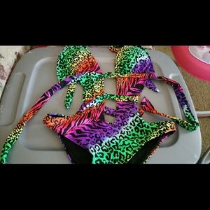 Monokini swim suit