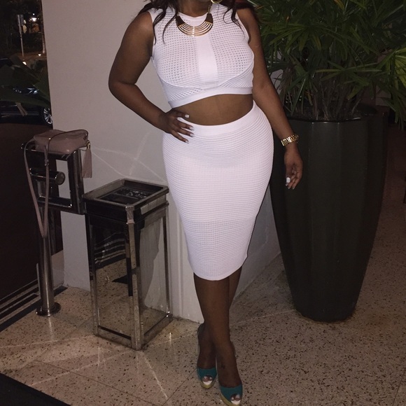Two piece white stretch skirt set