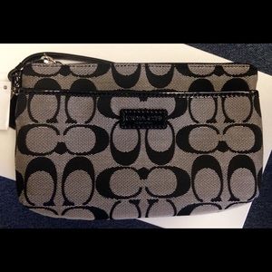 Coach Wristlet Purse - Signature NWT & Box