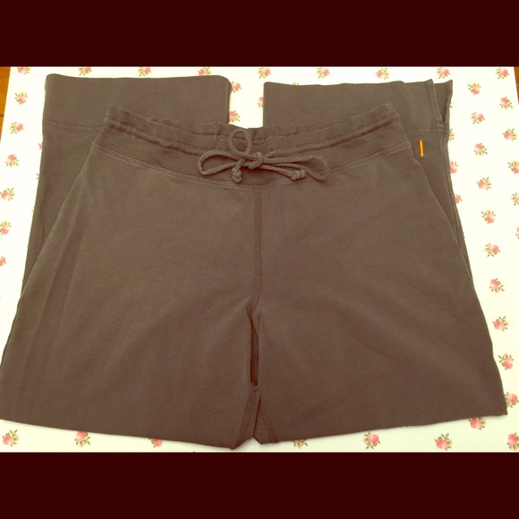 SOLD!! In bundle Lucy cropped grey pants