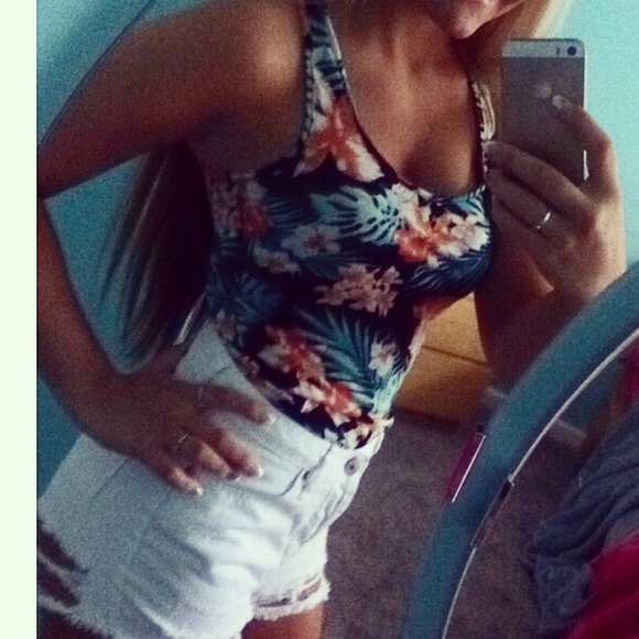 Hawaiian tank